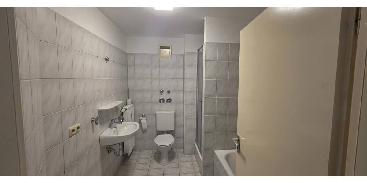 Etagenwohnung Burghausen - 2 Zimmer, 58 m&sup2;, 199.000&euro; | Angebot:25677965