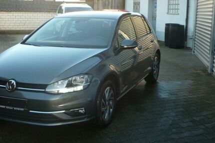 VW Golf 90.000 km 14.900 &euro; Günzburg 89312