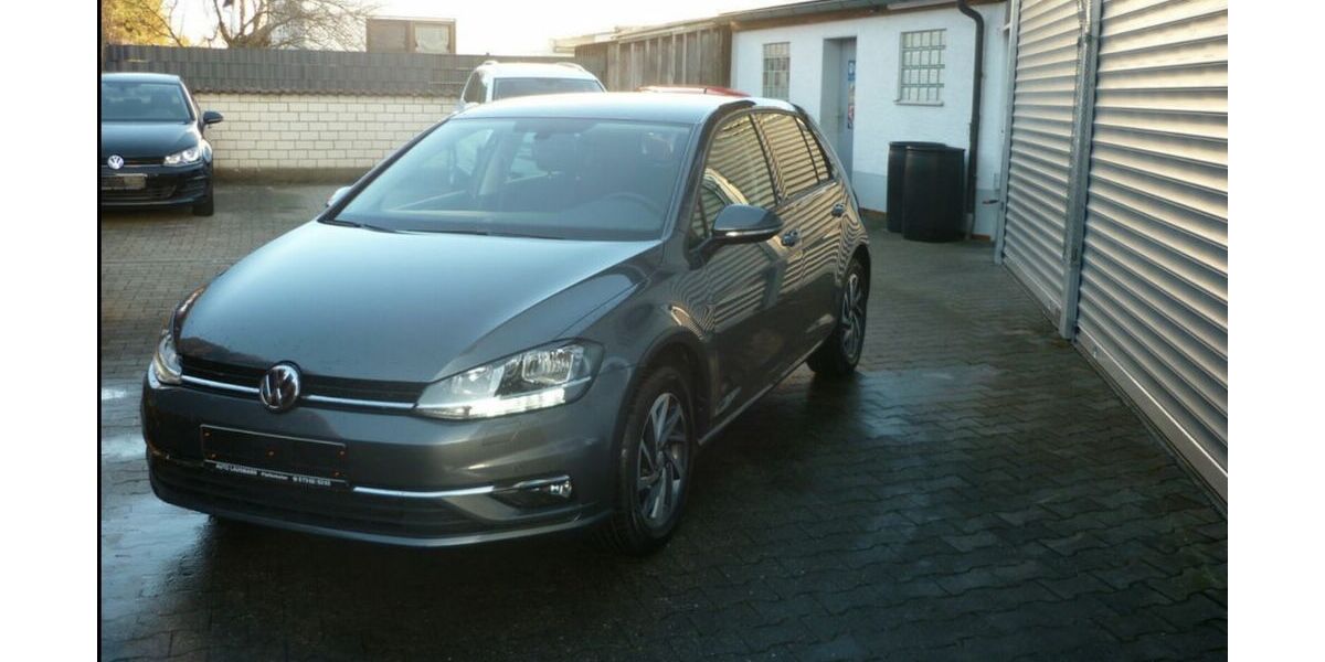 VW Golf 90.000 km 14.900 &euro; Günzburg 89312