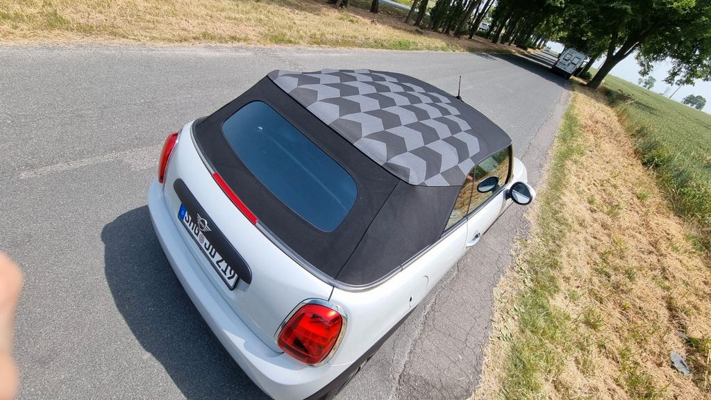 Mini One Cabrio 42.500 km 18.600 &euro; Haste 31559