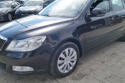 Skoda Octavia 236.000 km 2.990 &euro; Diepoldshofen 88299