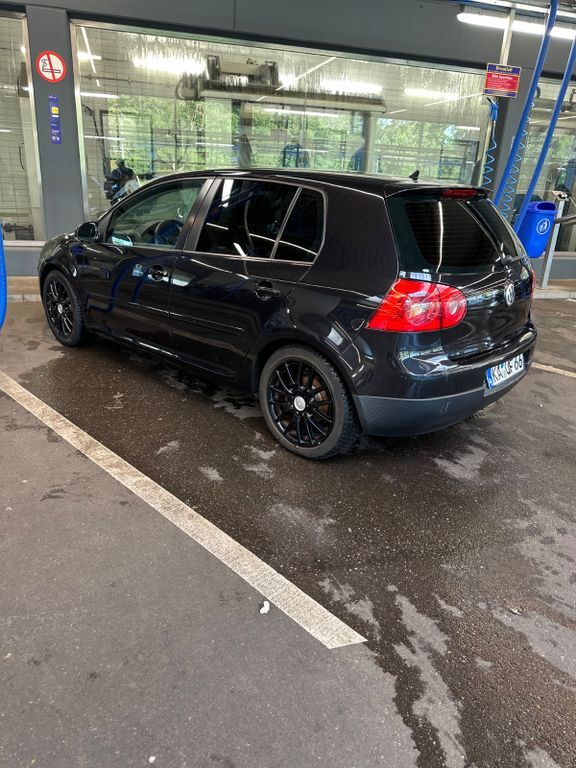 VW Golf 222.000 km 2.900 € Karlsruhe 76149
