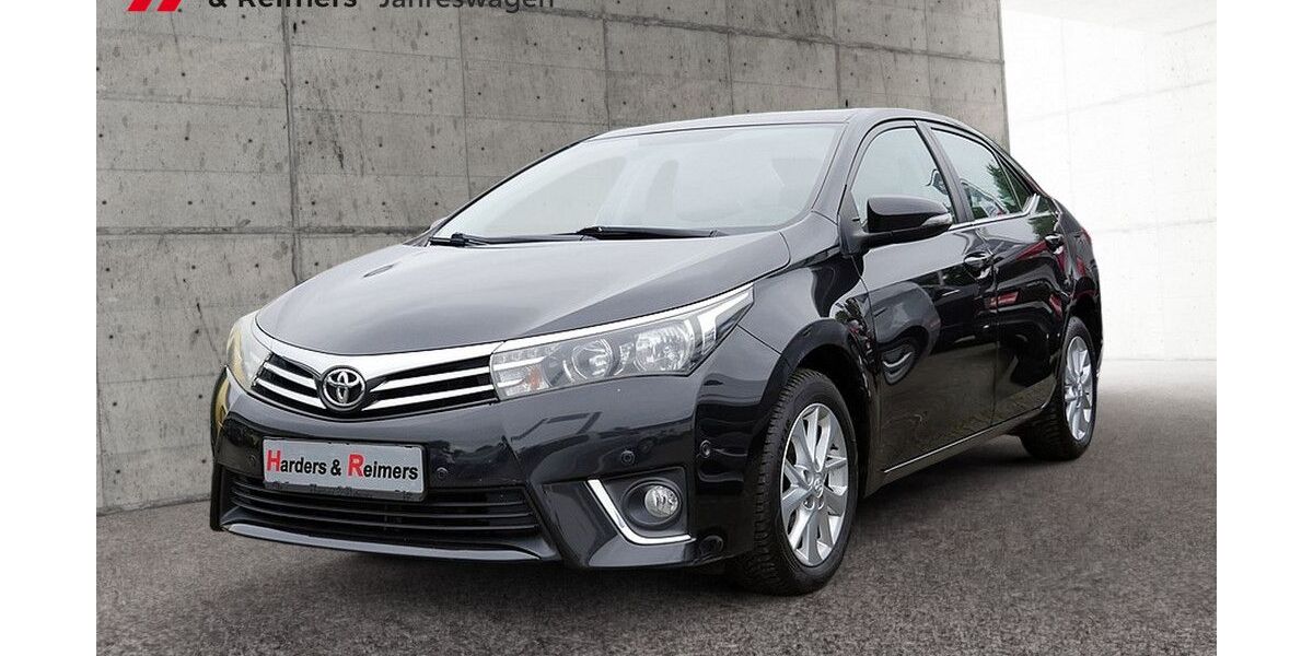 Toyota Corolla 168.520 km 10.880 &euro; Itzehoe 25524