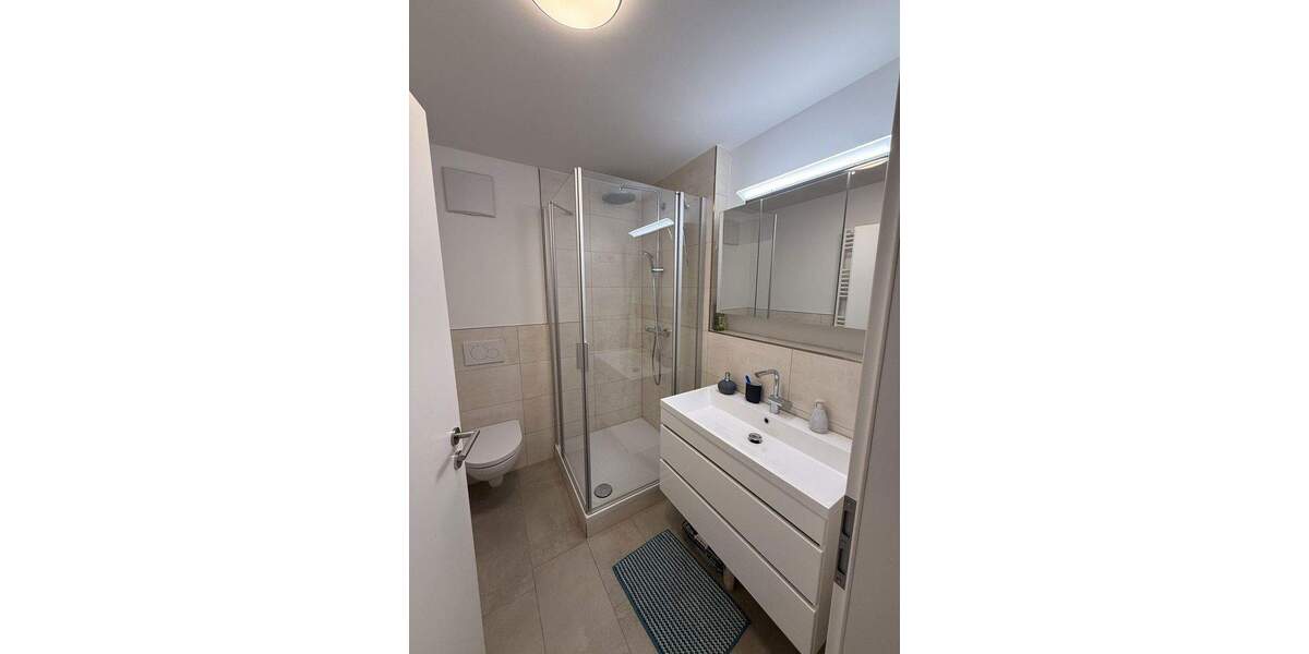 Reihenmittelhaus München Untergiesing-Harlaching - 5 Zimmer, 117 m&sup2;, 2.900&euro; | Angebot:24937018