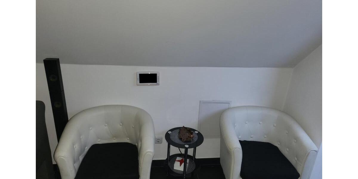 Dachgeschoßwohnung Delmenhorst - 3 Zimmer, 110 m&sup2;, 1.000&euro; | Angebot:25944699