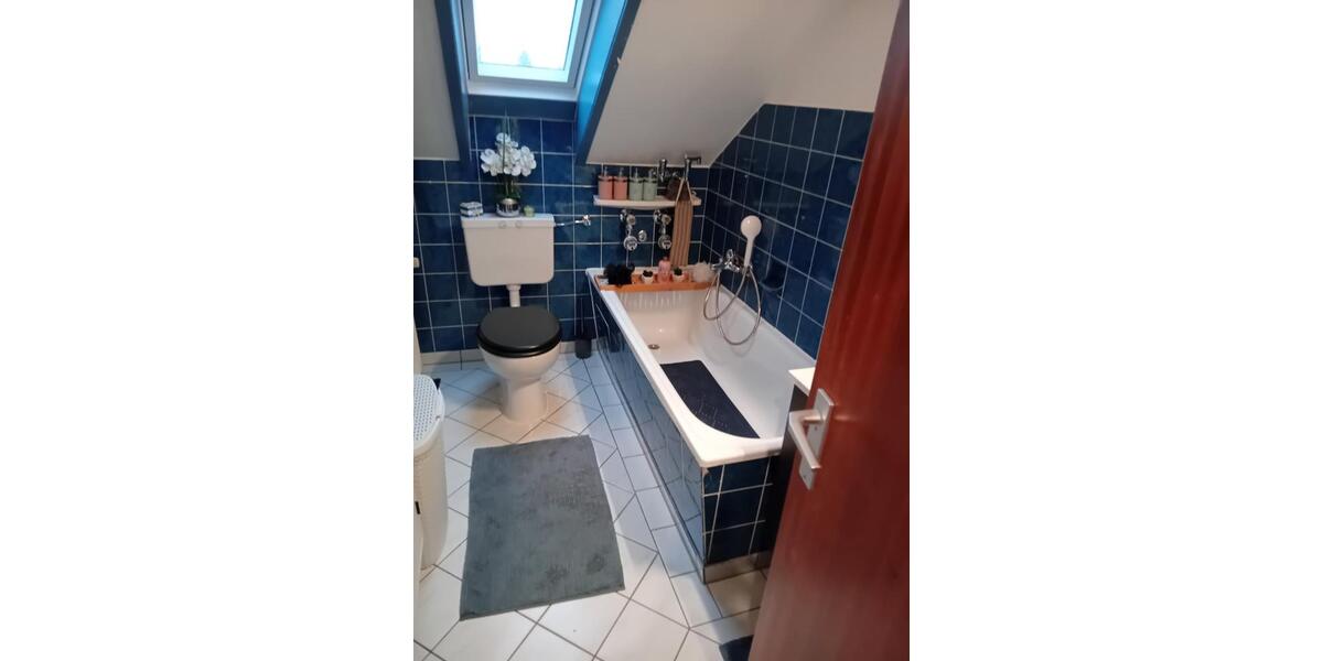 Dachgeschoßwohnung Bielefeld Schildesche - 3 Zimmer, 66 m&sup2;, 185.000&euro; | Angebot:27191955