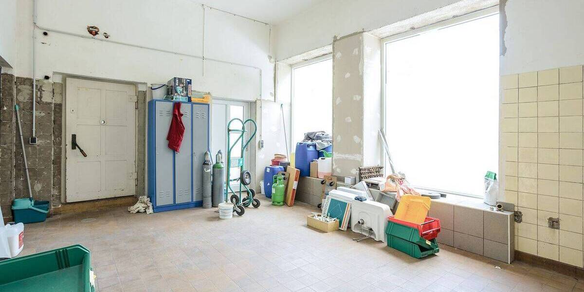 Ihre neuen Gewerbe- oder Praxisräume warten auf Sie 6 zimmer