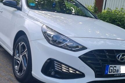 Hyundai i30 26.500 km 14.990 &euro; Mainz 55129