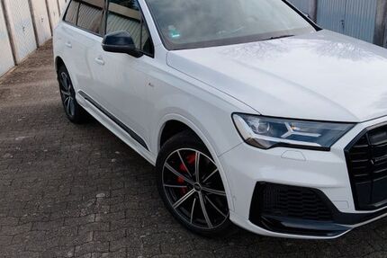 Audi Q7 46.500 km 64.900 &euro; Braunschweig 38120