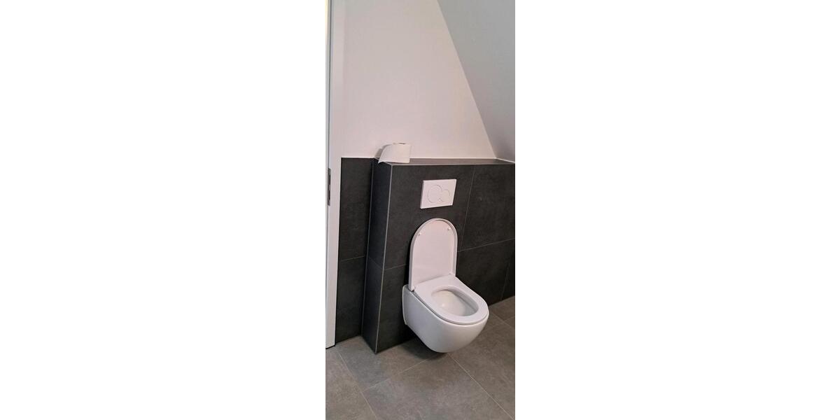 Dachgeschoßwohnung Bremen Schwachhausen - 1 Zimmer, 27 m&sup2;, 680&euro; | Angebot:26443702