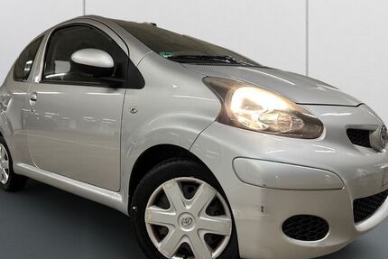 Toyota Aygo (X) 146.341 km 2.995 € Hamburg 22147