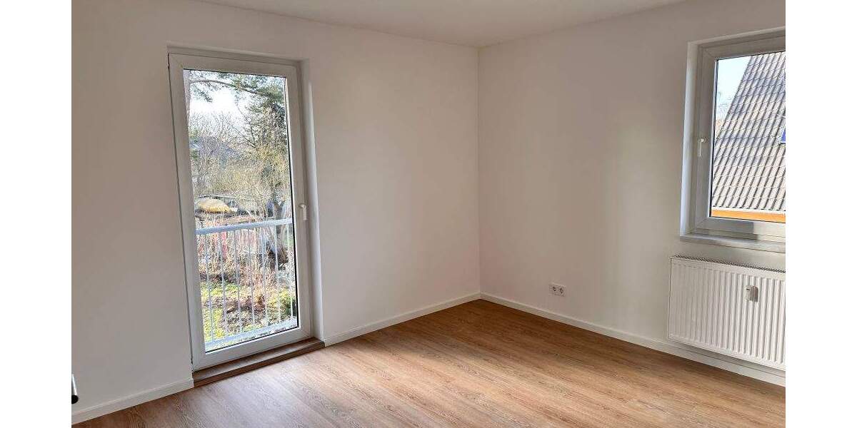 Etagenwohnung Falkensee Falkenhagen - 3 Zimmer, 76 m&sup2;, 1.370&euro; | Angebot:25335891