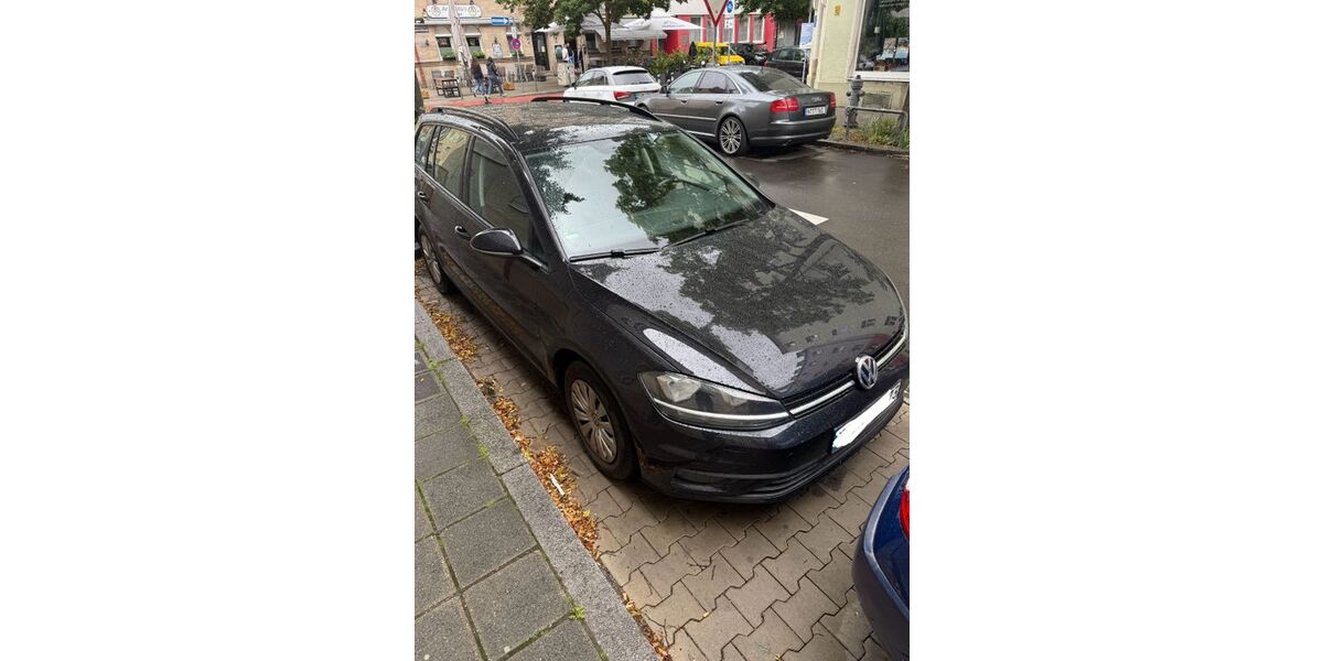 VW Golf 276.000 km 7.400 &euro; Nürnberg 90459