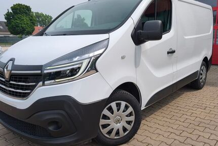 Renault Trafic 94.000 km 14.950 &euro; Königsbrunn 86343