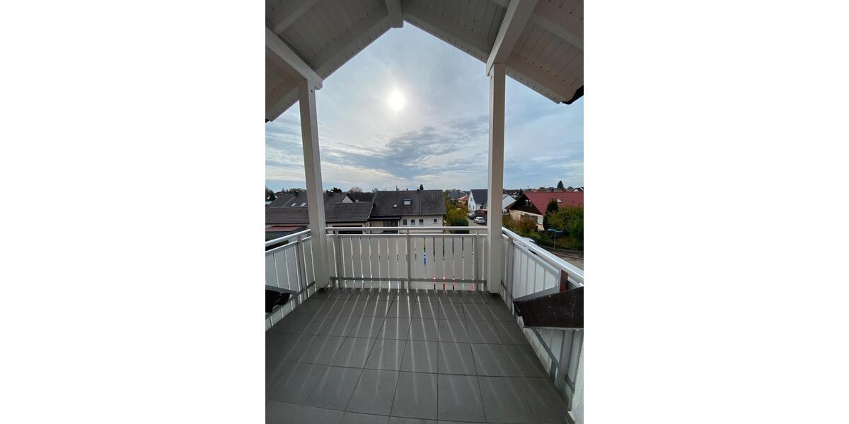 Helle 4-Zimmer-Wohnung in Gundelfingen a.d.D, Südbalkon, TG 4 zimmer