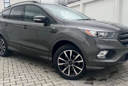 Ford Kuga 119.730 km 10.690 &euro; Nackenheim 55299