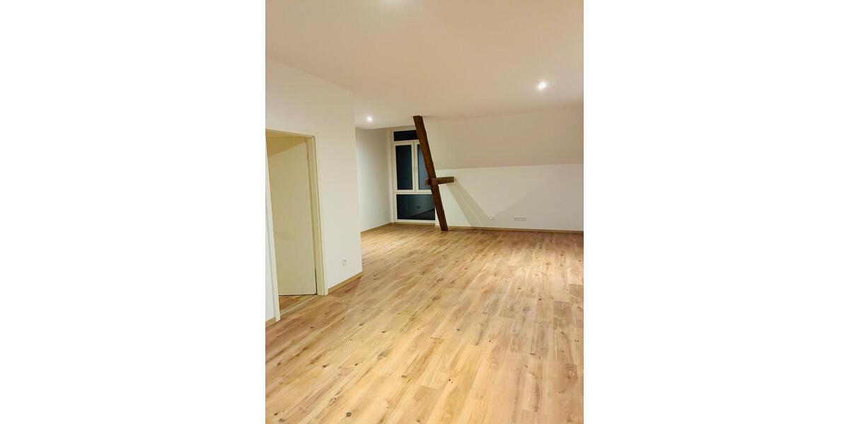 Dachgeschoßwohnung Wiesbaden Mainz-Amöneburg - 3 Zimmer, 88 m&sup2;, 1.326&euro; | Angebot:24983177