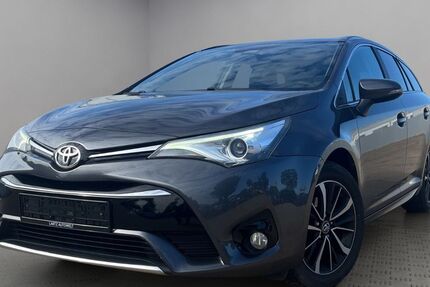 Toyota Avensis 73.309 km 16.999 &euro; Sendenhorst 48324