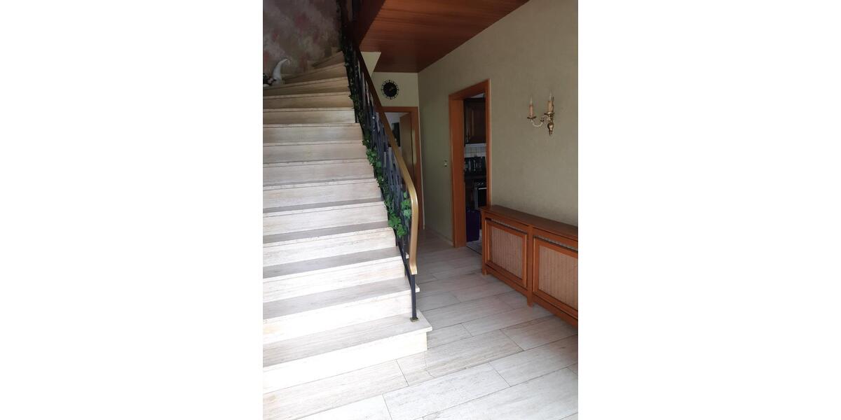 Einfamilienhaus Engelskirchen - 6 Zimmer, 130 m&sup2;, 1.200&euro; | Angebot:25352177