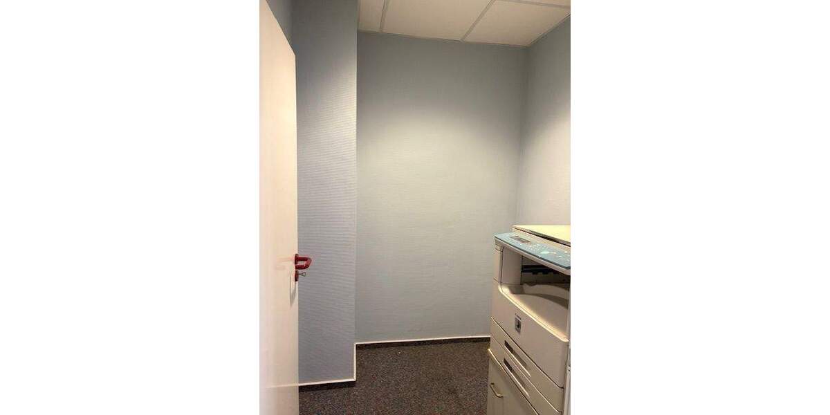Gewerbeobjekt Bad Dürkheim - 4 Zimmer, 90 m&sup2;, 970&euro; | Angebot:26540468