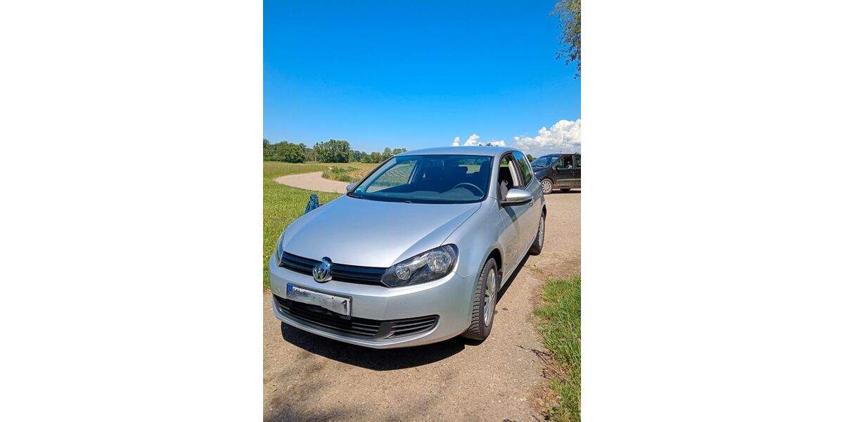 VW Golf 92.600 km 5.499 &euro; Freiburg 79111