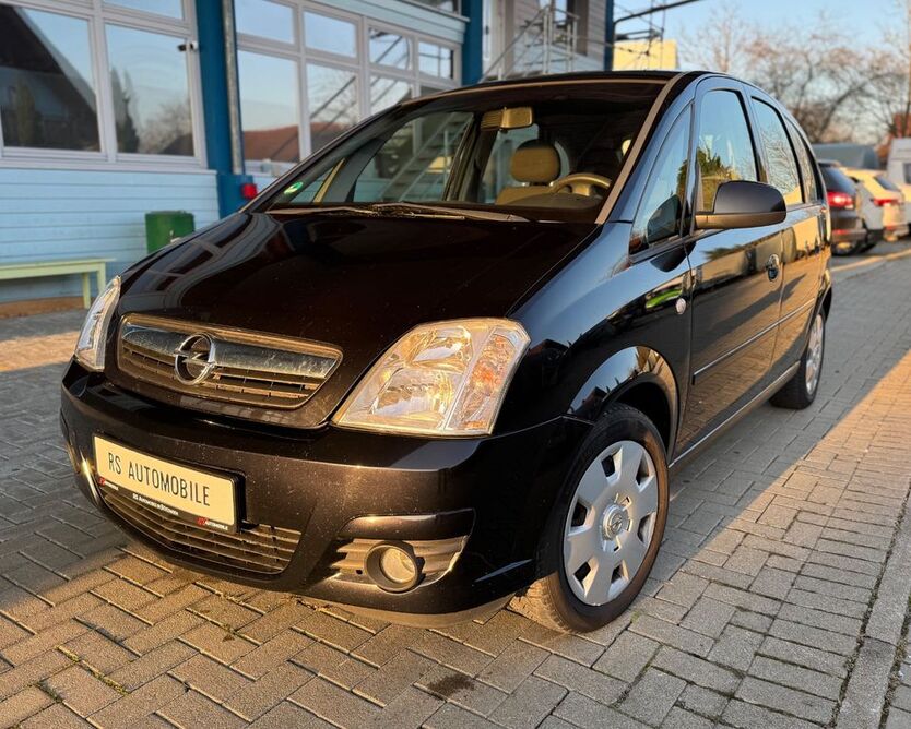 Opel Meriva 186.000 km 2.490 € Bötzingen 79268