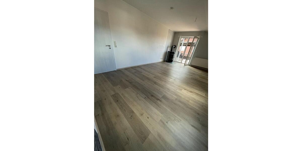 Etagenwohnung Essen (Oldenburg) - 4 Zimmer, 120 m&sup2;, 850&euro; | Angebot:25294315