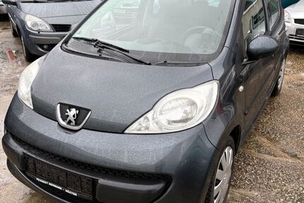 Peugeot 107 90.092 km 2.300 &euro; Nürnberg 90427