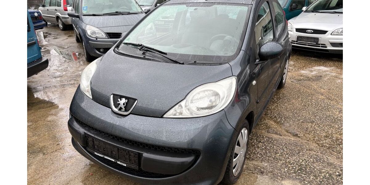 Peugeot 107 90.092 km 2.300 &euro; Nürnberg 90427