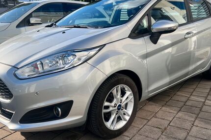 Ford Fiesta 113.000 km 7.900 &euro; Königsbrunn 86343