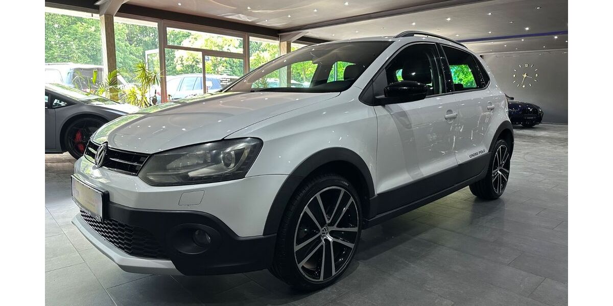 VW Polo 69.000 km 10.890 &euro; Gröbenzell 82194