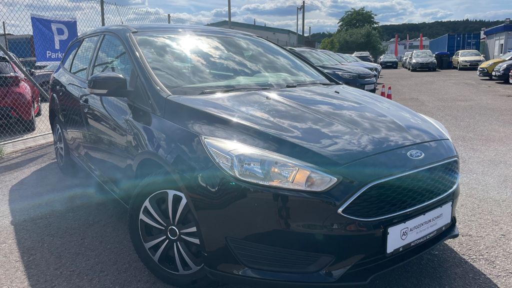 Ford Focus 104.000 km 3.790 &euro; Lebach 66822