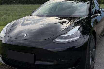 Tesla Model 3 60.686 km 22.300 &euro; Osdorf 24251