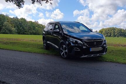 Peugeot 5008 183.000 km 18.800 € Menden 58708