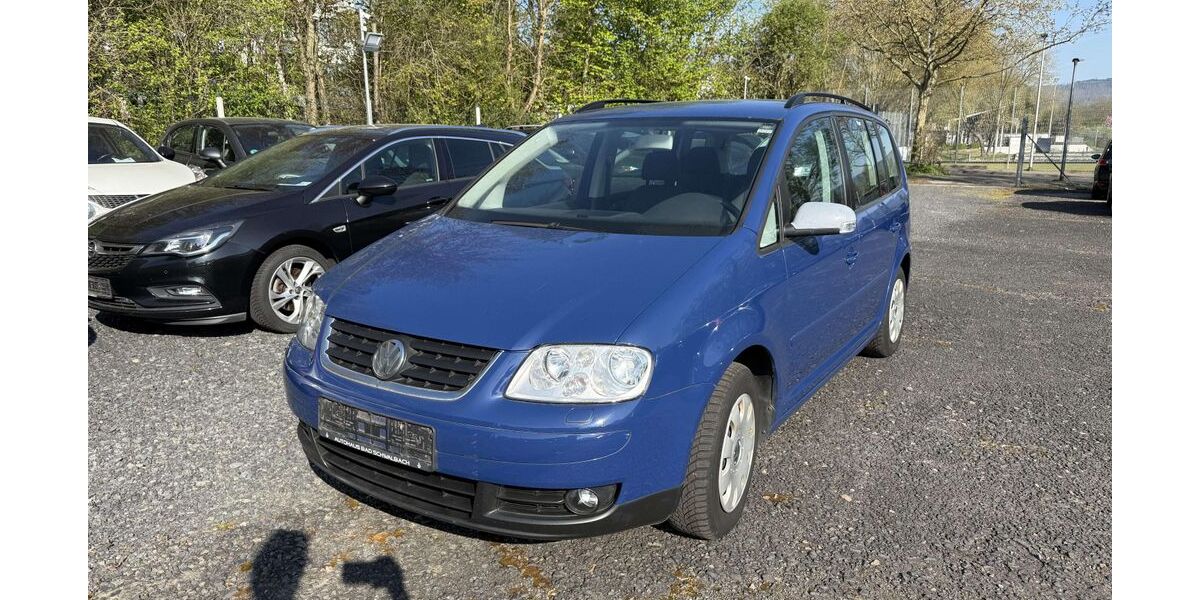 VW Touran 169.000 km 2.599 &euro; Wiesbaden 65197
