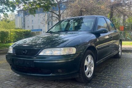 Opel Vectra 194.000 km 890 &euro; Wiesbaden 65203