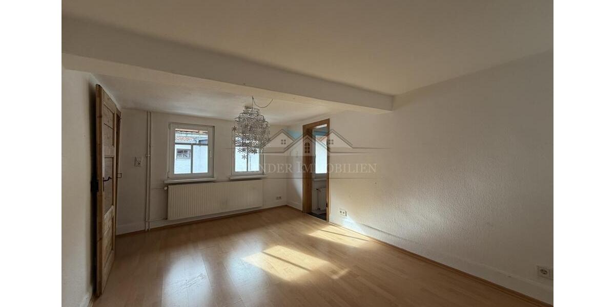 Einfamilienhaus Butzbach - 5 Zimmer, 120 m&sup2;, 1.100&euro; | Angebot:25637817