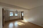 Einfamilienhaus Butzbach - 5 Zimmer, 120 m&sup2;, 1.100&euro; | Angebot:25637817