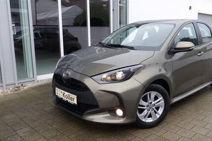 Toyota Yaris 38.740 km 15.500 &euro; Bad Gögging 93333