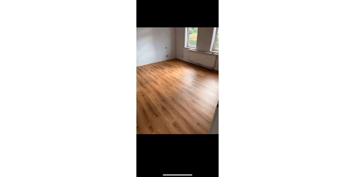 Erdgeschoßwohnung Waltershausen - 5 Zimmer, 113 m&sup2;, 950&euro; | Angebot:26687837