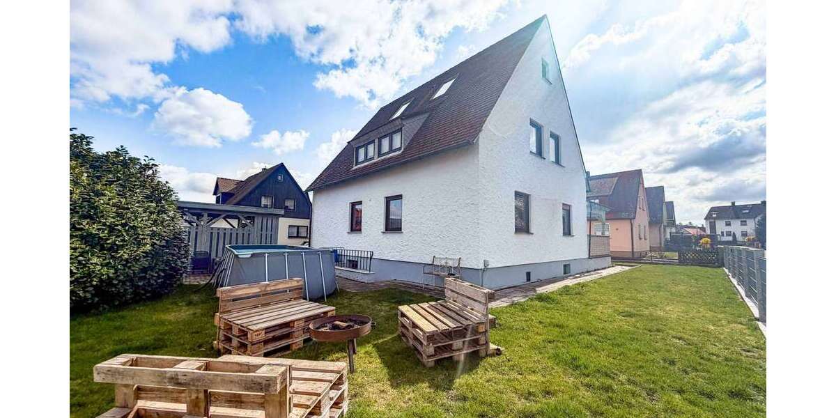 Einfamilienhaus Röttenbach - 8 Zimmer, 240 m&sup2;, 565.000&euro; | Angebot:26661813
