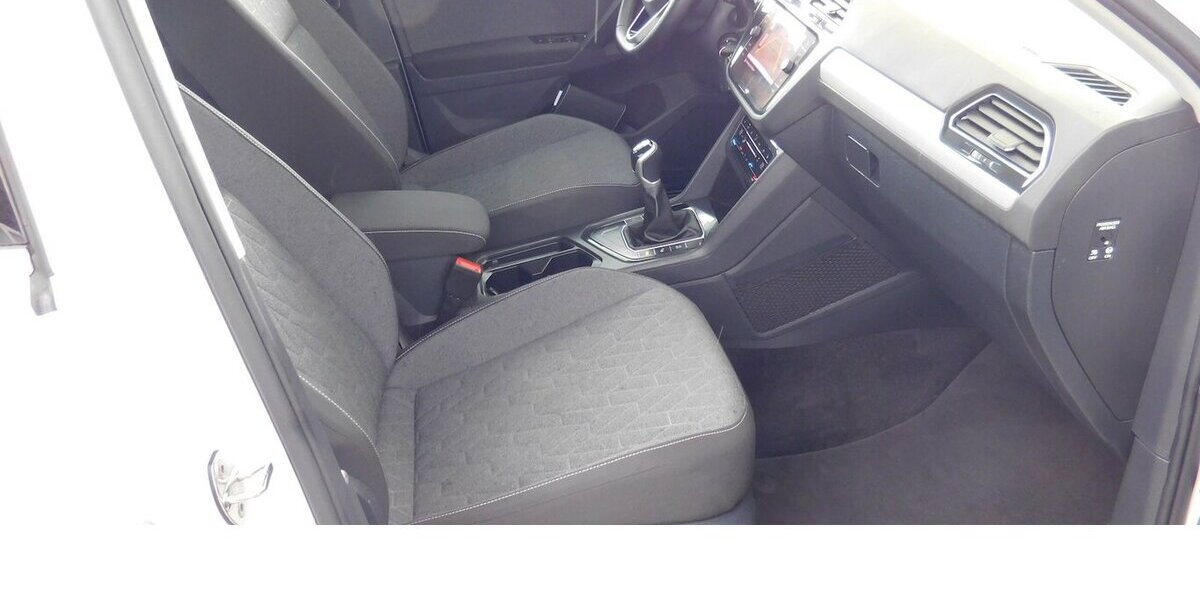VW Tiguan 1.5 Move Klima TSI Navi 32.400 km 23.990 &euro; Vordorf 38533