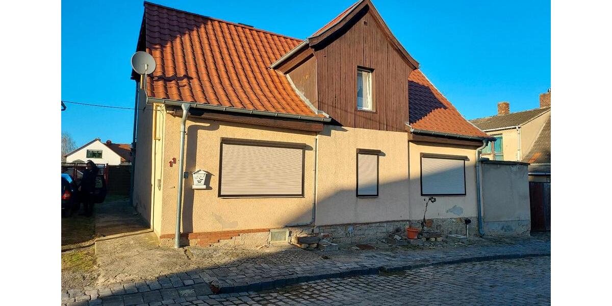Einfamilienhaus Eisleben (Lutherstadt) - 5 Zimmer, 120 m&sup2;, 25.000&euro; | Angebot:25310082