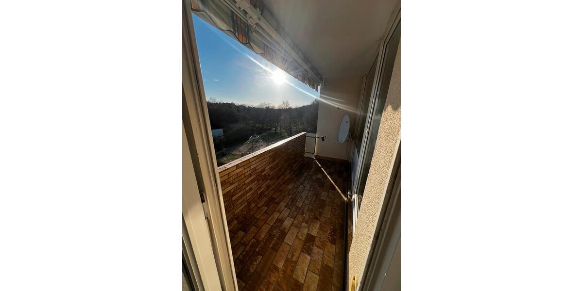 Etagenwohnung Siegburg - 3 Zimmer, 81 m&sup2;, 1.100&euro; | Angebot:25510499