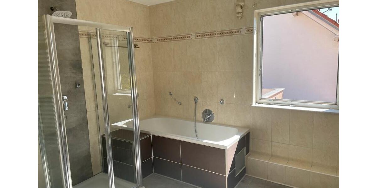 Mehrfamilienhaus, Wohnhaus Memmingen - 4 Zimmer, 172 m&sup2;, 2.200&euro; | Angebot:25467564