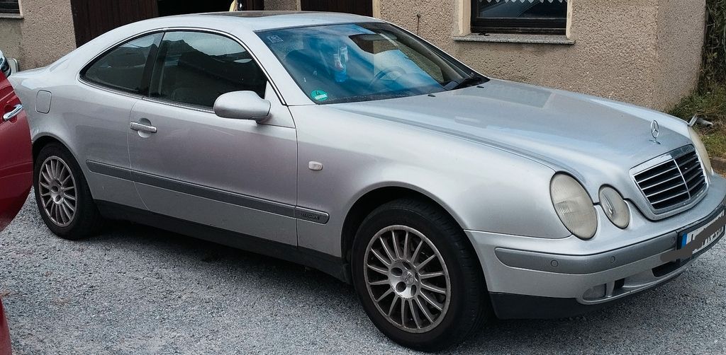Mercedes-Benz CLK 320 184.218 km 5.000 € Bennewitz 04828