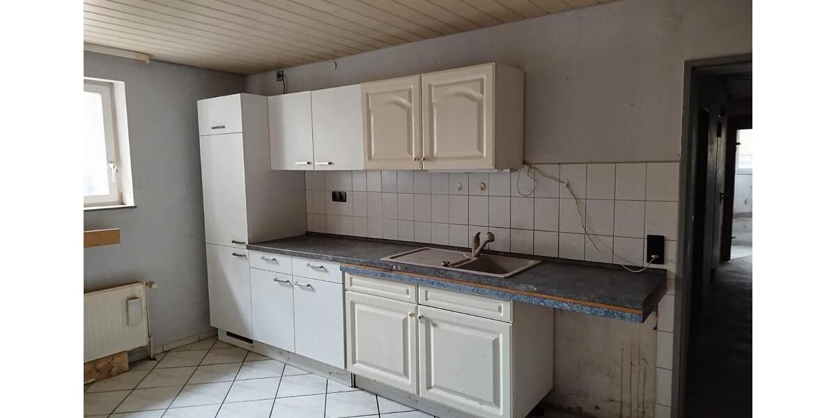 Mehrfamilienhaus, Wohnhaus Edemissen - 8 Zimmer, 250 m&sup2;, 375.000&euro; | Angebot:27092339