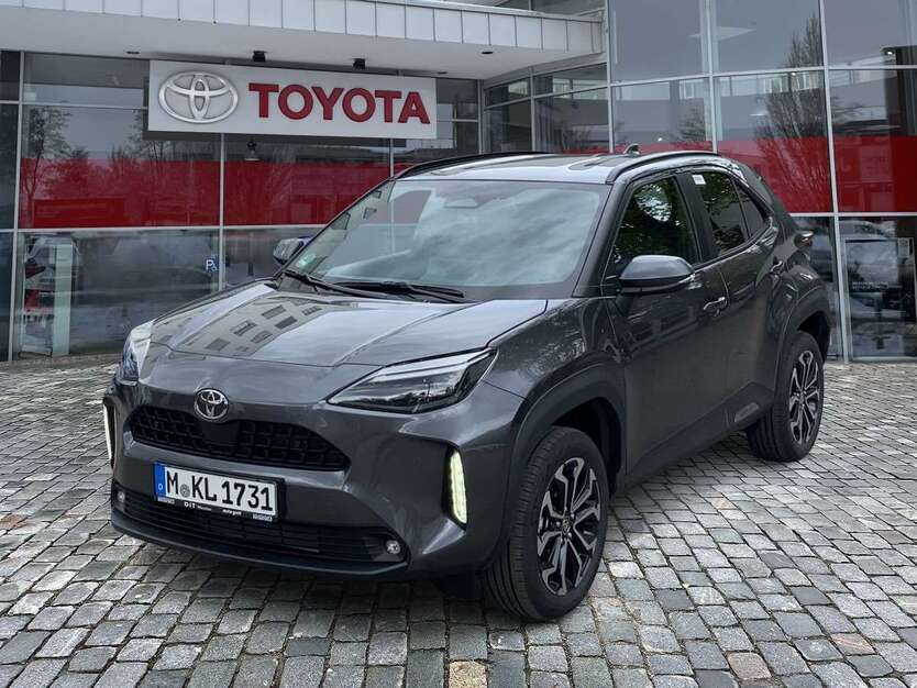 Toyota Yaris Cross 12.500 km 26.990 € München 81673