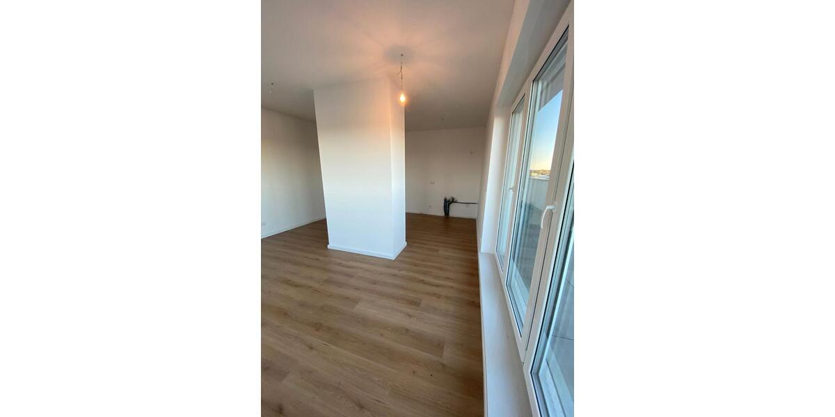 Einfamilienhaus Erkner - 2 Zimmer, 75 m&sup2;, 1.499&euro; | Angebot:25994024