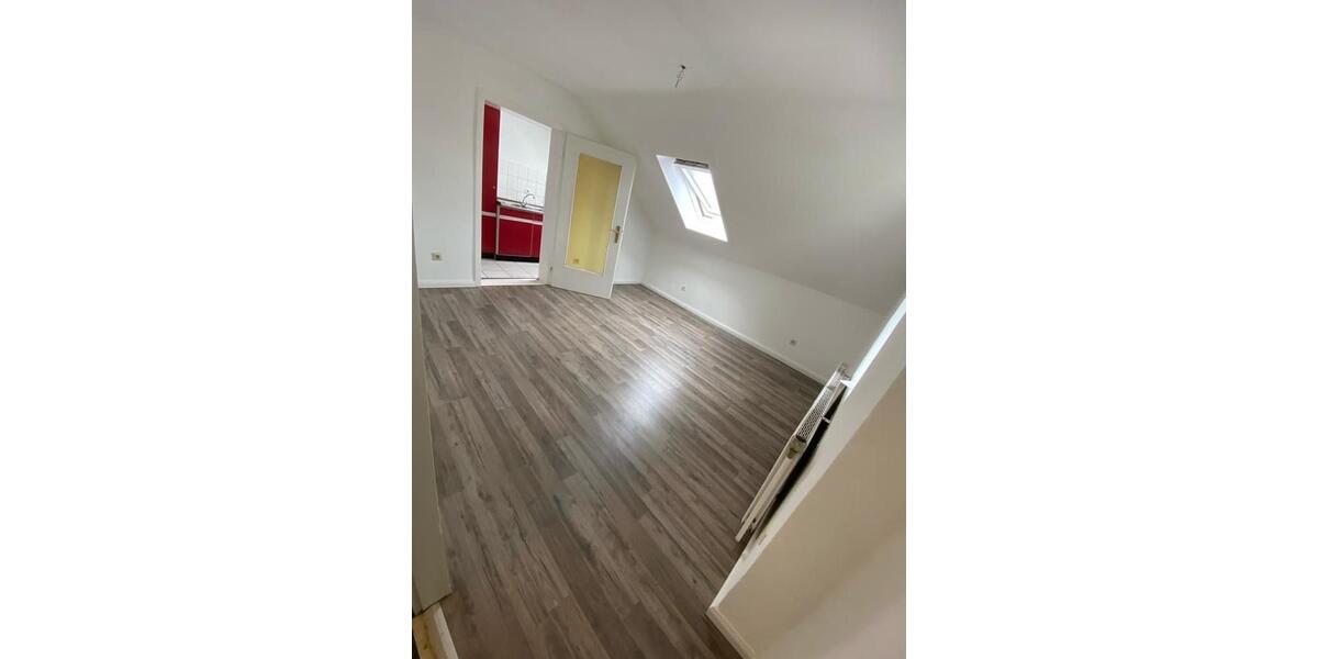 Dachgeschoßwohnung Stockelsdorf - 1 Zimmer, 28 m&sup2;, 530&euro; | Angebot:25328437